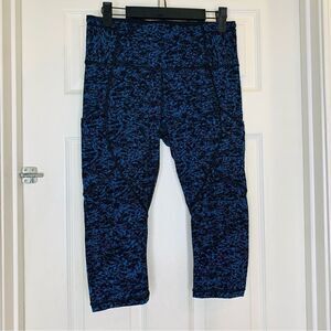 Lululemon Outrun 17" Crop Leggings Iced Wave Capri Black Size 6